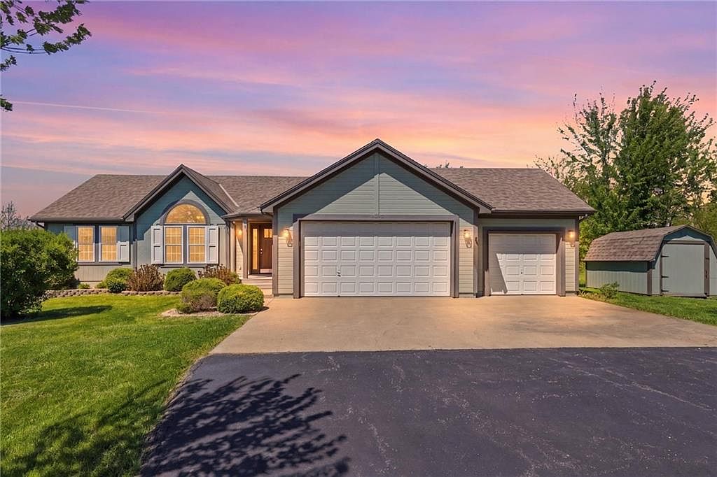 14108 N Katie Ln, Liberty, MO 64068 | Zillow
