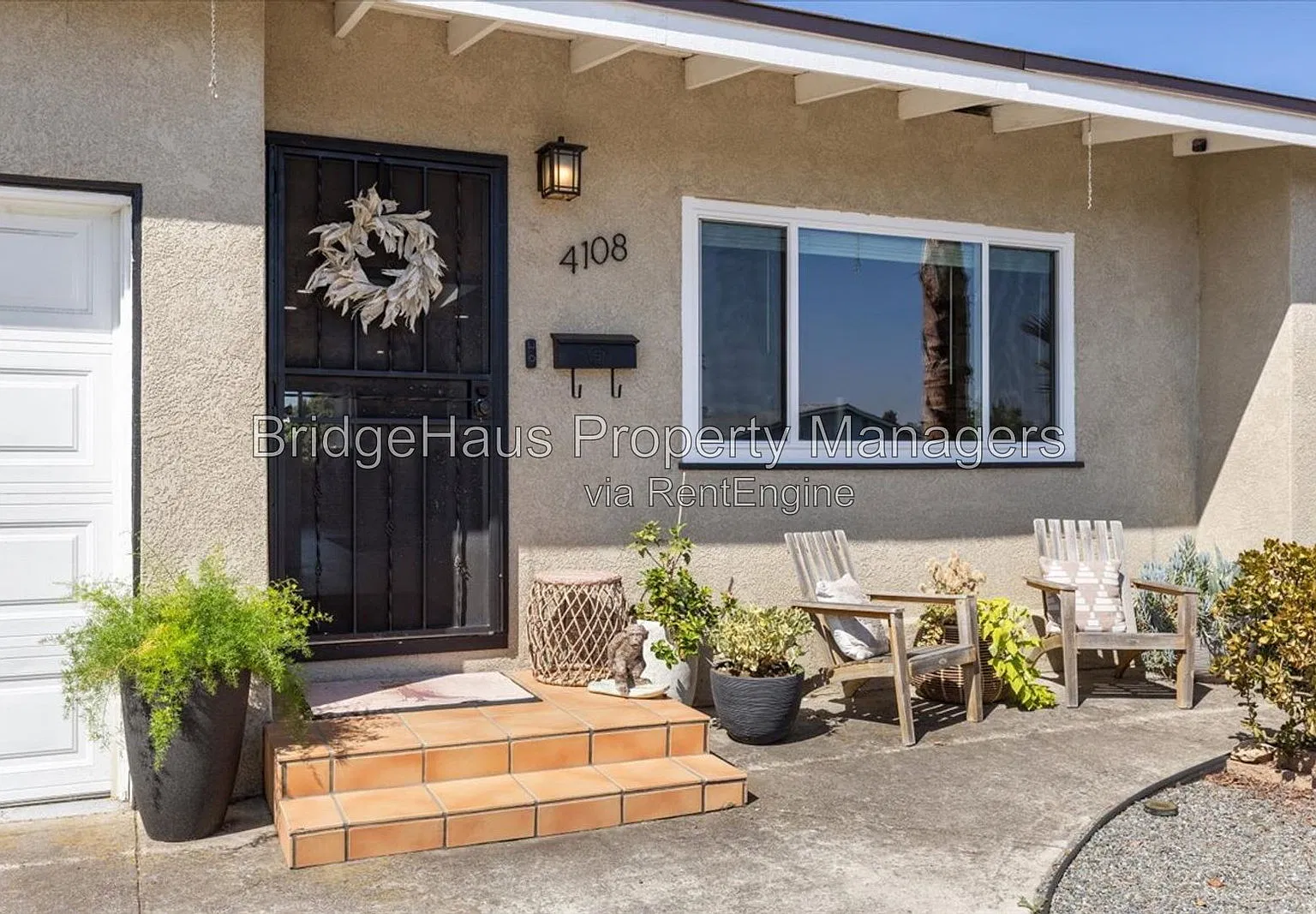 3 bed, 2.0 bath, 1323 sqft, $4,195 — Photo 4