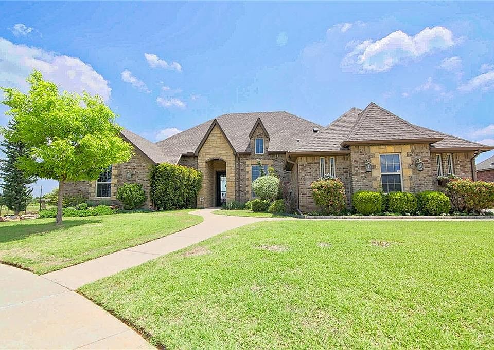 1st image of 14916 N Trumball Cir
