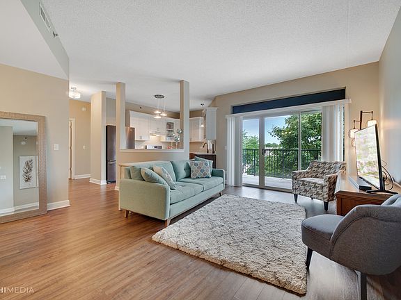2nd image of 3135 Town Square Dr Unit 304