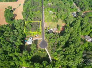 176 Valley Springs Dr #52, Olin, NC 28660