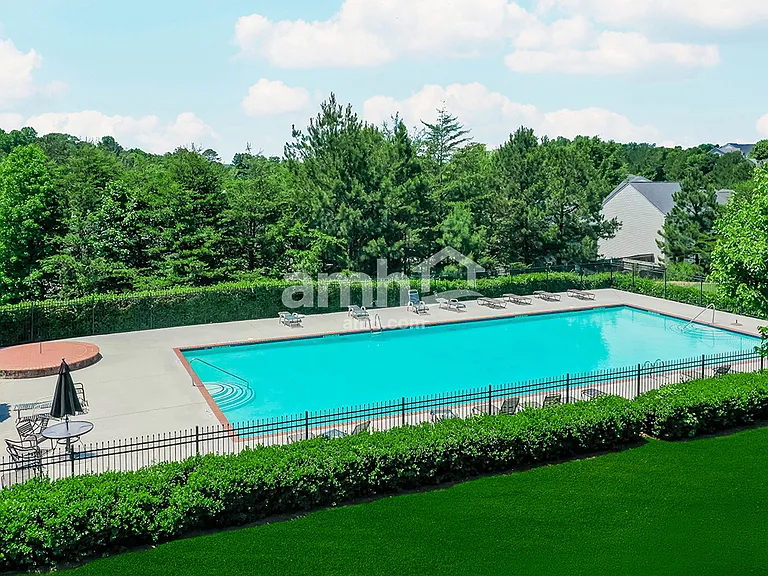 7056 Creeksong Dr — Photo 32