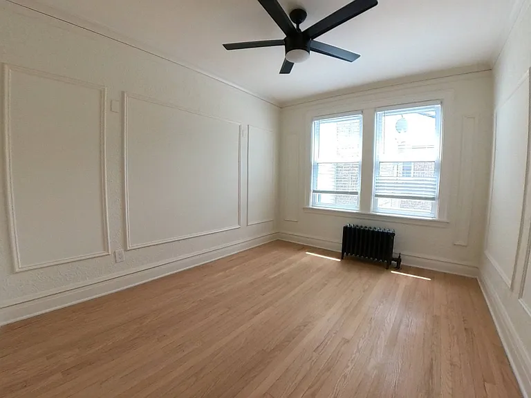 3054-58 N Kolmar Ave/4539-53 W. Barry — Photo 10