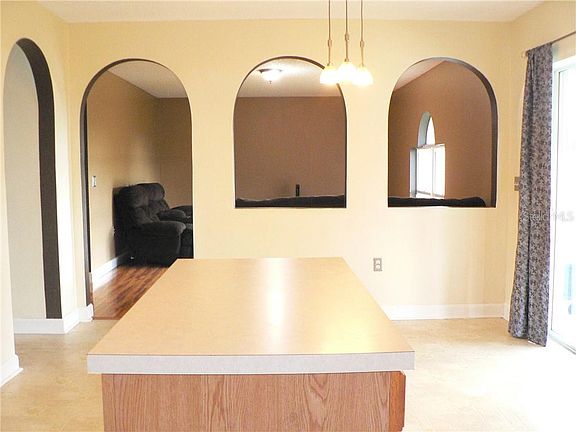 4th image of 122 Pinefield Dr