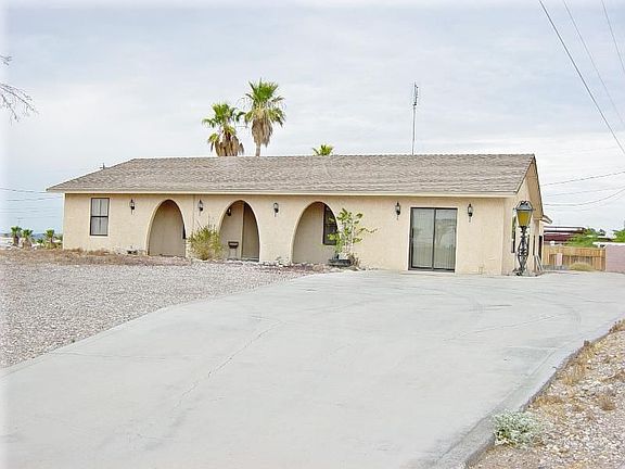 2nd image of 2885 Bluewater Dr