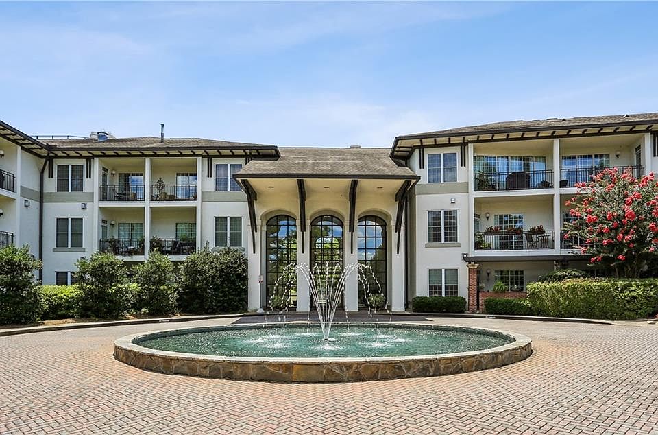 1st image of 3101 Howell Mill Rd NW Unit 121