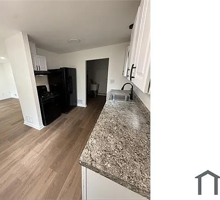 6383 Princess St — Photo 3