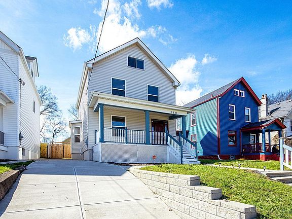 2nd image of 3331 Bonaparte Ave