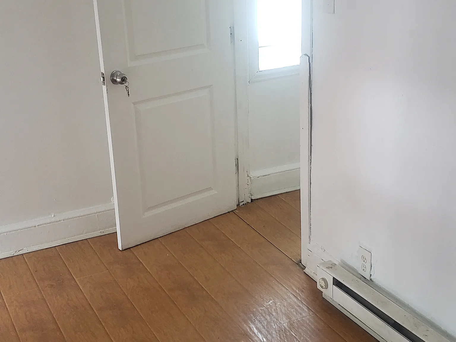 2 bed, 975 sqft, $1,400 — Photo 4