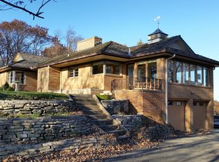 9190 N Picture Ridge Rd, Peoria, IL 61615