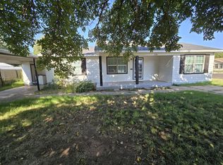 1011 Wayland St, Plainview, TX 79072