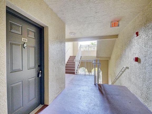 4th image of 6559 Emerald Dunes Dr APT 208