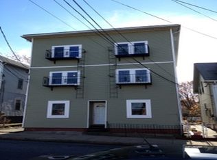 88 Lawn Ave APT 1, Pawtucket, RI 02860