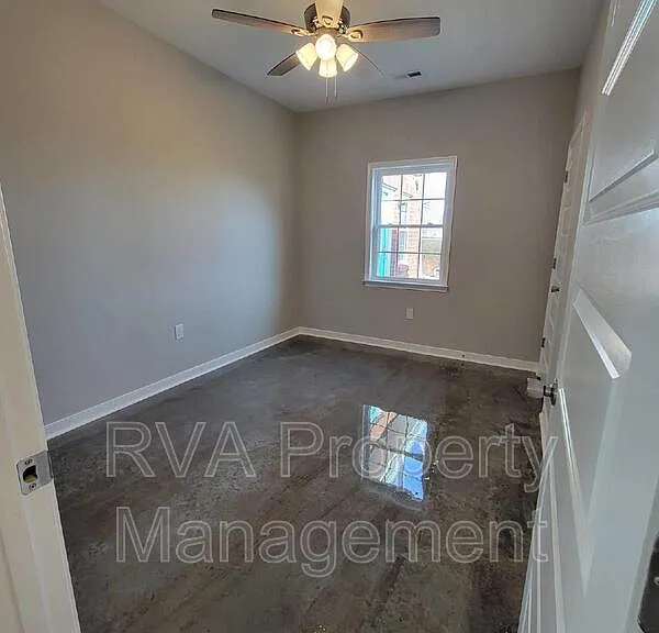 1270 W Moore St — Photo 8