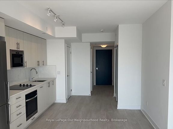 5th image of 2545 Simcoe St N #2615