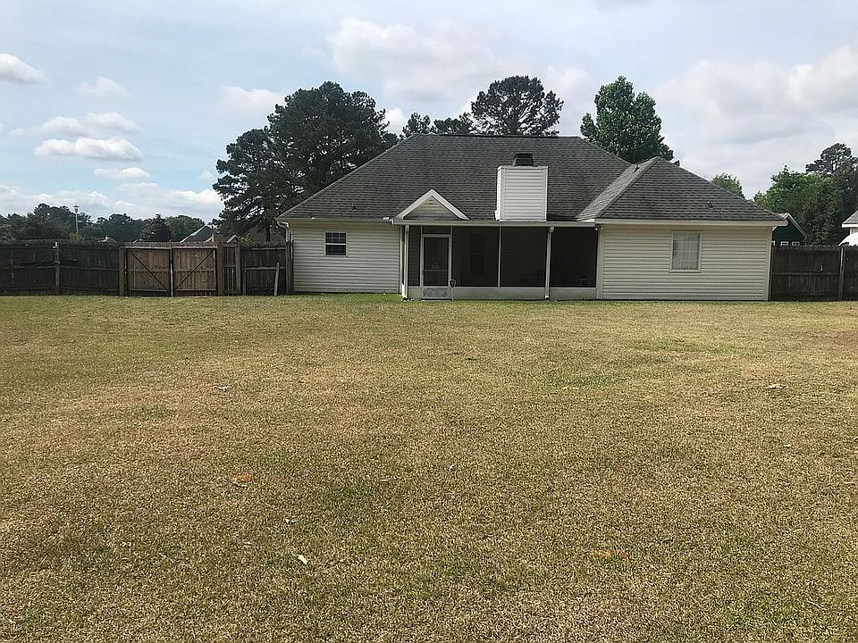 1st image of 113 Woodfield Dr