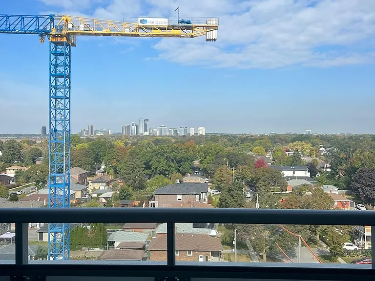 859 The Queensway #814 — Photo 11