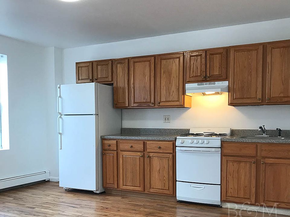 1st image of 9710 Rockaway Beach Blvd APT 2