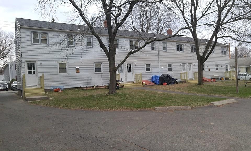 2nd image of 23 Harvard St