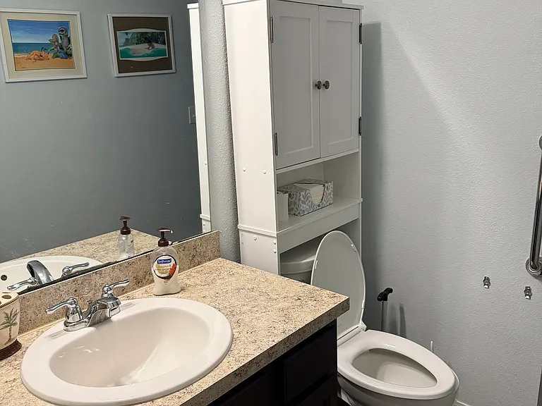 524 Blue Water Ct — Photo 5
