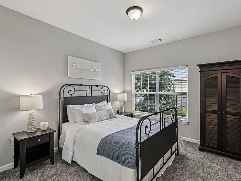 Cumberland Trace Village Apartments — Photo 21
