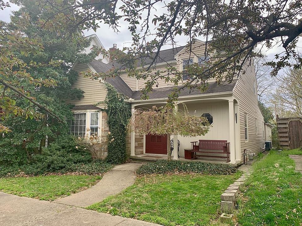 1st image of 333 Pearl St