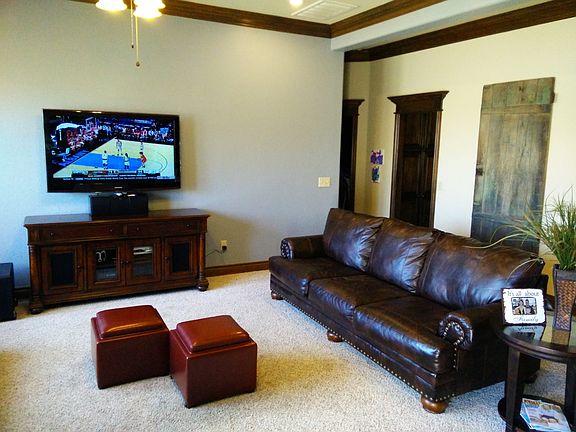 2nd image of 513 Stonemill Blvd