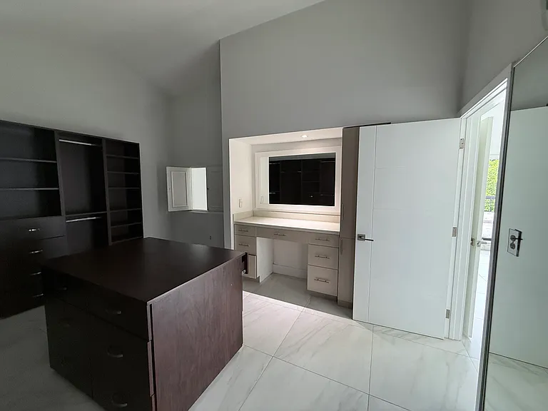 730 Coral Way #302 — Photo 72