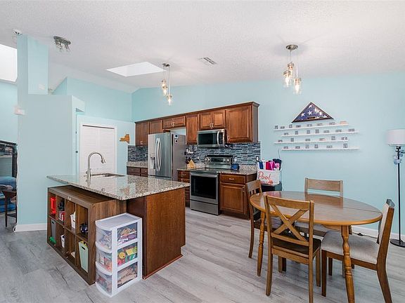 5th image of 10305 COPPERWOOD DRIVE