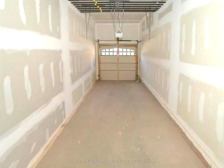2338 Taunton Rd #310 — Photo 13