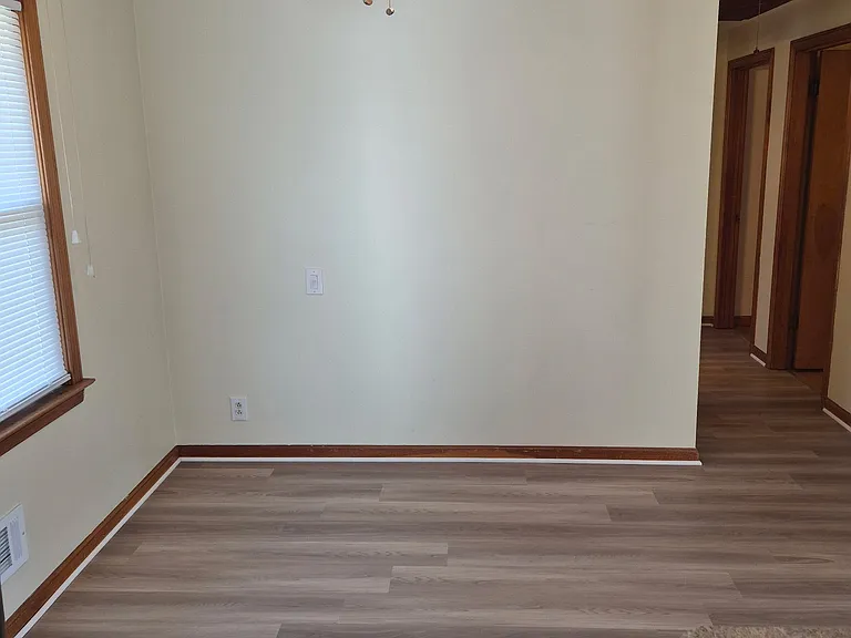 5820 Dellrose Dr — Photo 4