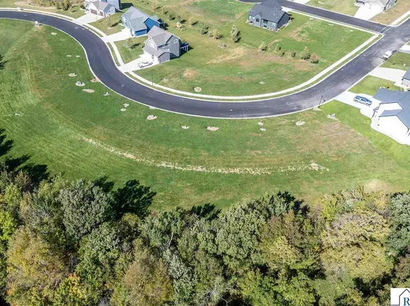 1973 Lexington Ln, North Mankato, MN 56003