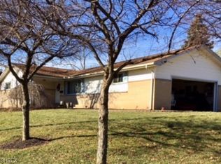 1407 43rd St NW, Canton, OH 44709