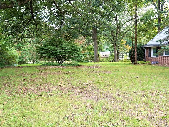 5th image of 1460 E Crooked Lake Dr