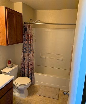 5th image of 2919 Candleside Dr