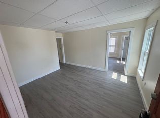 24 Main St, Grafton, MA 01519