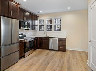 1248 W Addison St APT 2A, Chicago, IL 60613