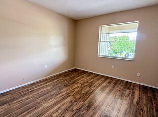 871 NW Sunset Dr #5, Stuart, FL 34994