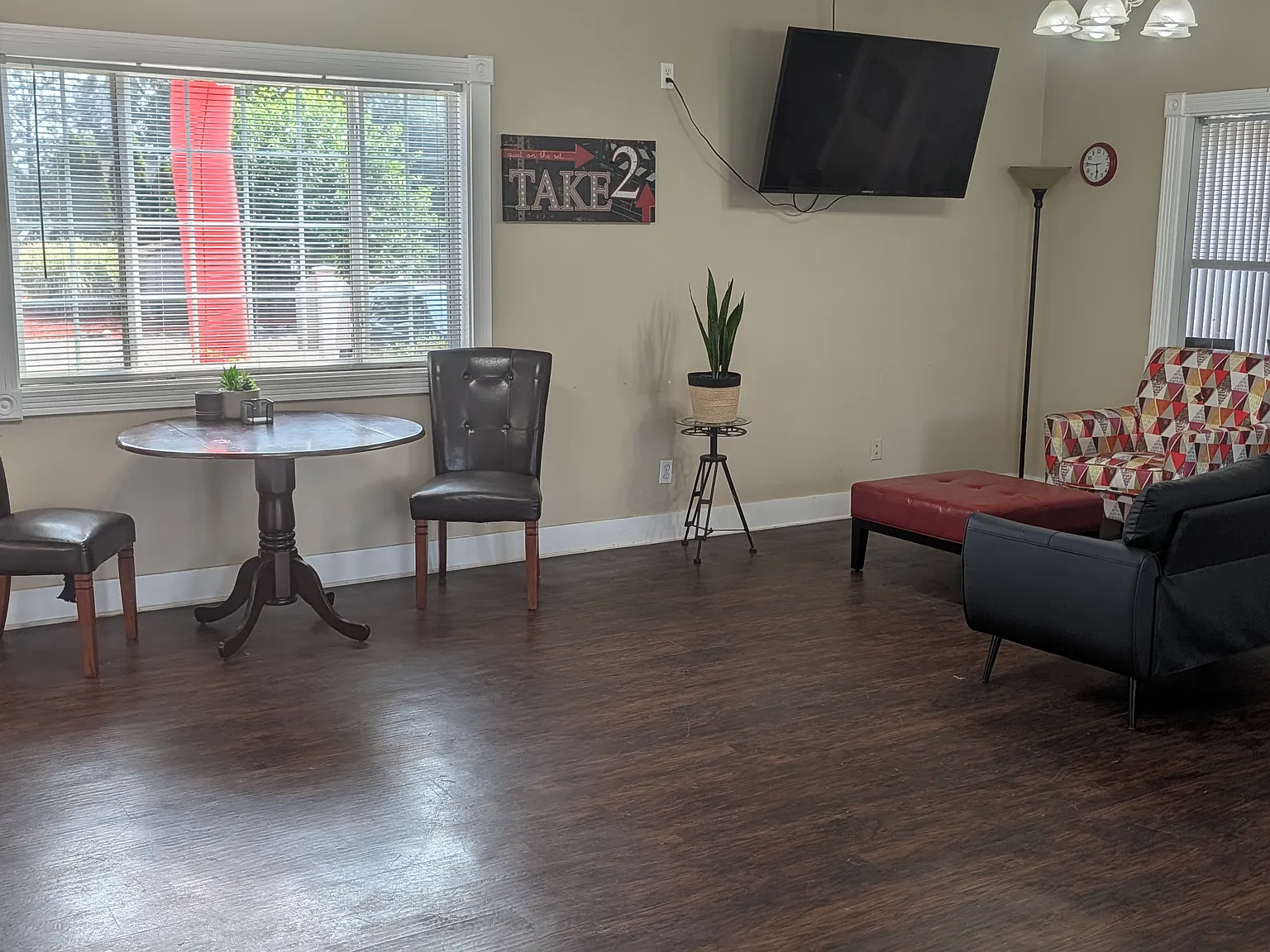 Bailey Park Apartments — Photo 4