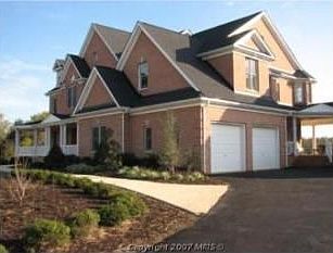 3rd image of 10150 Hendrick Farm Ln