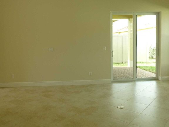 3rd image of 10017 SW Duccio Ln