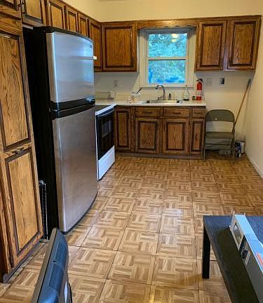 3rd image of 5 Delia Ct
