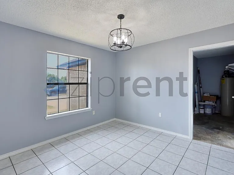 5011 Jason Dr — Photo 13