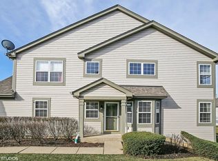 731 Sycamore Ct, Lindenhurst, IL 60046