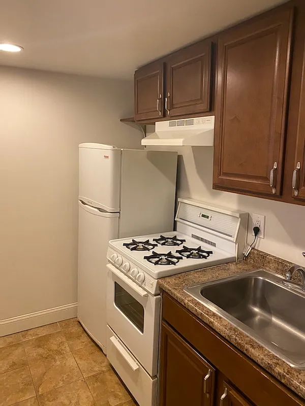 1 bed, 9999 sqft, $2,600 — Photo 4