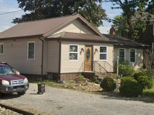 202 Shady Ave, Butler, PA 16001