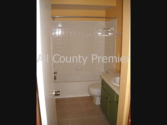 4th image of 4504 Commander Dr APT 1821