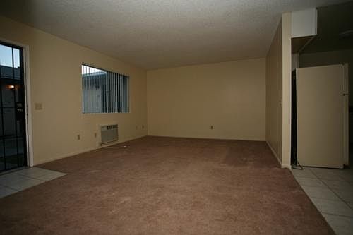 3rd image of 1090 S Mollison Ave APT A