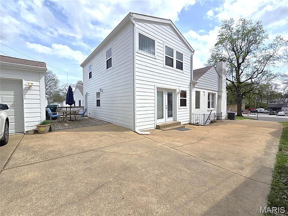 2nd image of 8261 Watson Rd
