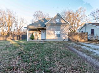 638 N Lafontaine Ave, Springfield, MO 65802